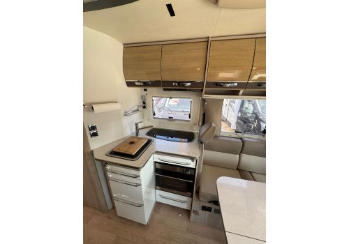 Integral Motorhome RAPIDO 896F en Sale Occasion