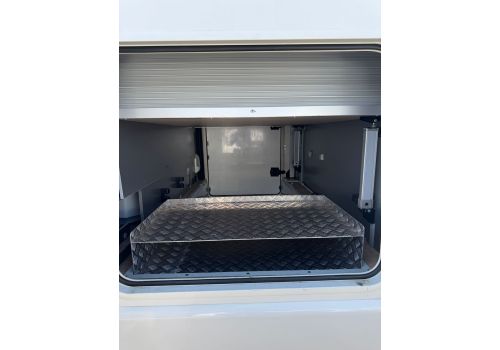 Integral Motorhome RAPIDO 896F en Sale Occasion
