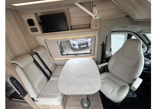 Camper Van DREAMER Dreamer Family Van Select modelo 2024 en Sale Occasion