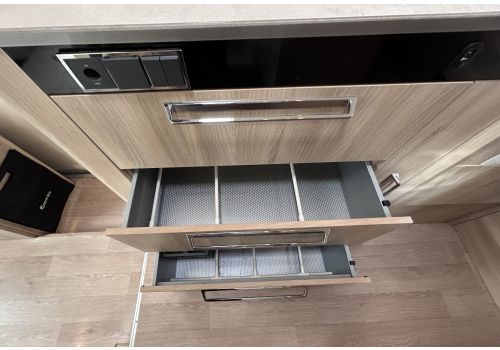 Camper Van DREAMER Dreamer Family Van Select modelo 2024 en Sale Occasion