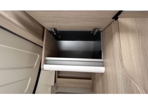 Camper Van DREAMER Dreamer Family Van Select modelo 2024 en Sale Occasion