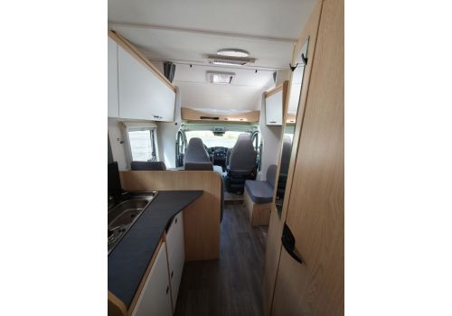 Capuchina Motorhome SUNLIGHT A 7000S en Catalog