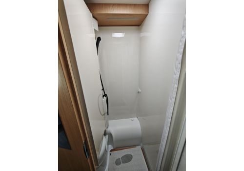 Capuchina Motorhome SUNLIGHT A 7000S en Catalog