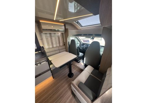 Low Profile Motorhome ROLLER TEAM Zefiro 267 TL en Catalog