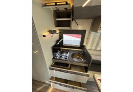 Low Profile Motorhome ROLLER TEAM Zefiro 267 TL en Catalog