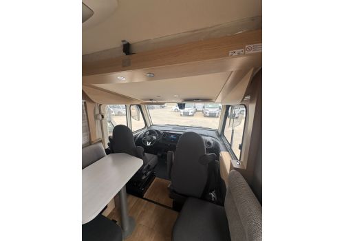 Integral Motorhome HYMER B 680 MC en Sale Occasion