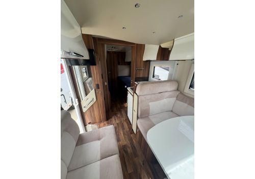 Low Profile Motorhome ROLLER TEAM Zefiro 282 TL en Sale Occasion