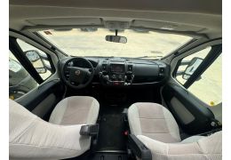 Low Profile Motorhome ROLLER TEAM Zefiro 282 TL en Sale Occasion