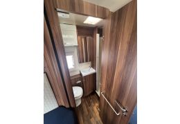 Low Profile Motorhome ROLLER TEAM Zefiro 282 TL en Sale Occasion