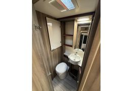 Low Profile Motorhome ROLLER TEAM Kronos 274 TL en Catalog