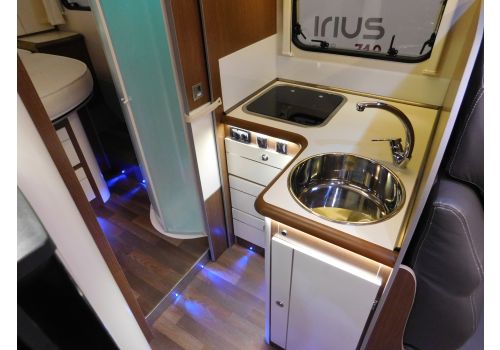 Low Profile Motorhome ILUSION Irius 730 Km 0 en Sale Occasion