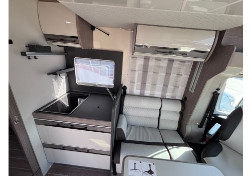 Low Profile Motorhome ROLLER TEAM Zefiro 266 TL Power Edition en Catalog