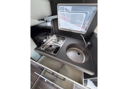 Low Profile Motorhome ROLLER TEAM Zefiro 266 TL Power Edition en Catalog