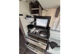 Low Profile Motorhome ROLLER TEAM Zefiro 266 TL Power Edition en Catalog