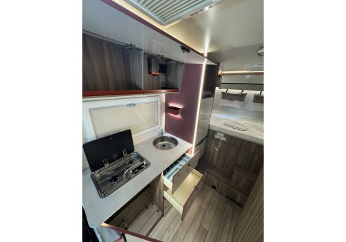 Low Profile Motorhome ROLLER TEAM Kronos 298 TL en Catalog