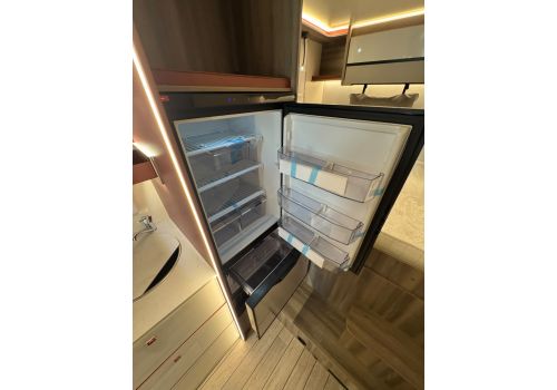 Low Profile Motorhome ROLLER TEAM Kronos 298 TL en Catalog