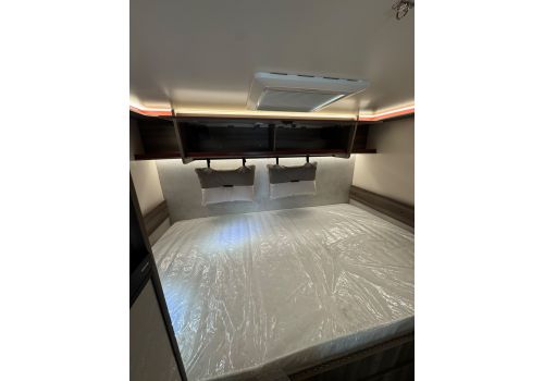 Low Profile Motorhome ROLLER TEAM Kronos 298 TL en Catalog