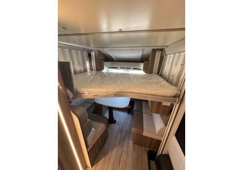 Low Profile Motorhome ROLLER TEAM Kronos 298 TL en Catalog