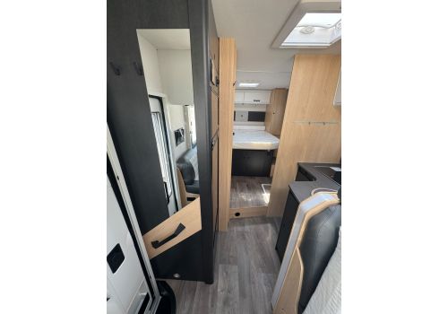 Integral Motorhome SUNLIGHT I 69 L Adventure en Catalog