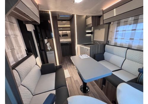 Low Profile Motorhome ROLLER TEAM Kronos 267 TL Black Edition en Catalog