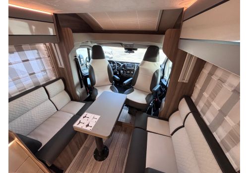 Low Profile Motorhome ROLLER TEAM Kronos 267 TL Black Edition en Catalog