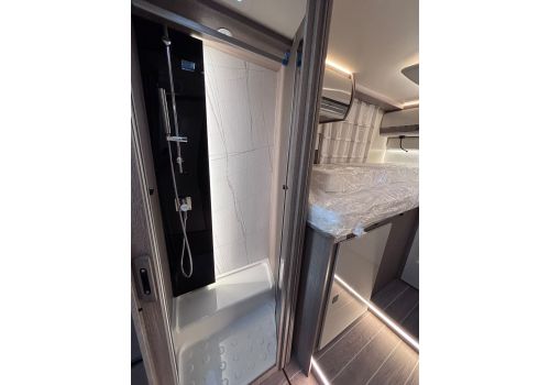 Low Profile Motorhome ROLLER TEAM Zefiro 287 TL Power Edition en Catalog