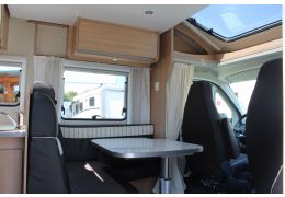 Low Profile Motorhome SUNLIGHT T-69 L en Sale Occasion