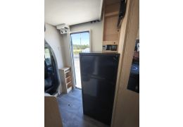 Low Profile Motorhome SUNLIGHT T670S en Catalog