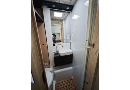 Low Profile Motorhome SUNLIGHT T670S en Catalog