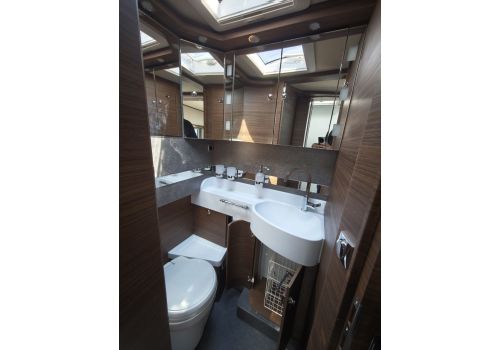 Integral Motorhome CARTHAGO Chic C-line I 4.9 LE L en Catalog