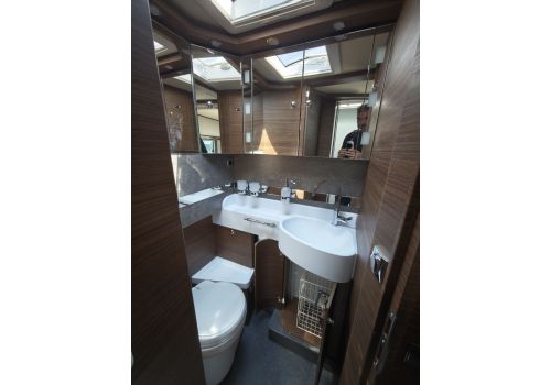 Integral Motorhome CARTHAGO Chic C-line I 4.9 LE L en Catalog