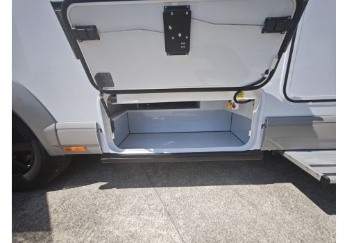 Integral Motorhome CARTHAGO Chic C-line I 4.9 LE L en Catalog