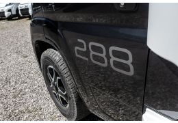 Low Profile Motorhome ROLLER TEAM Kronos 288TL Black Edition en Catalog