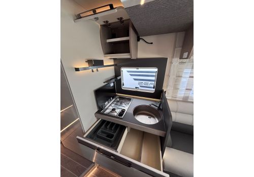 Low Profile Motorhome ROLLER TEAM Zefiro 287 TL en Catalog