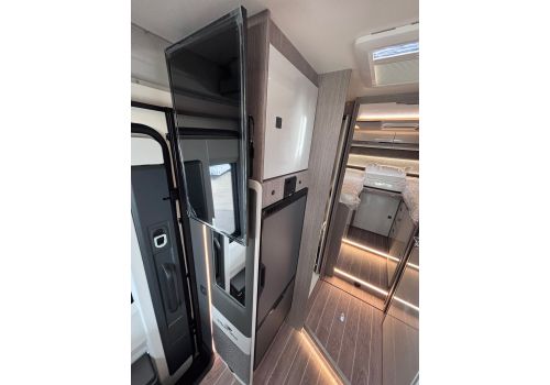 Low Profile Motorhome ROLLER TEAM Zefiro 287 TL en Catalog