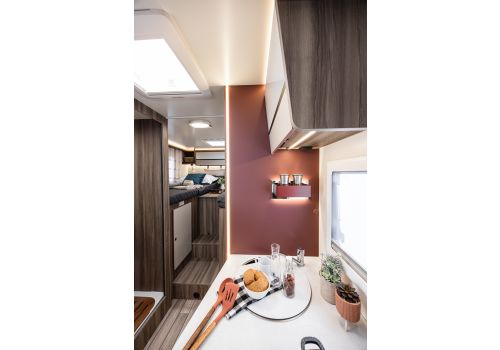 Low Profile Motorhome ROLLER TEAM Kronos 285 TL en Catalog