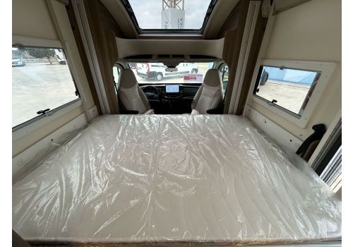 Low Profile Motorhome ROLLER TEAM Kronos 230 TL Fit en Catalog