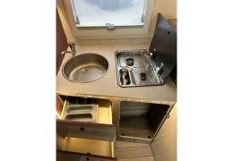 Low Profile Motorhome ROLLER TEAM Kronos 288 TL Spring Edition en Rent