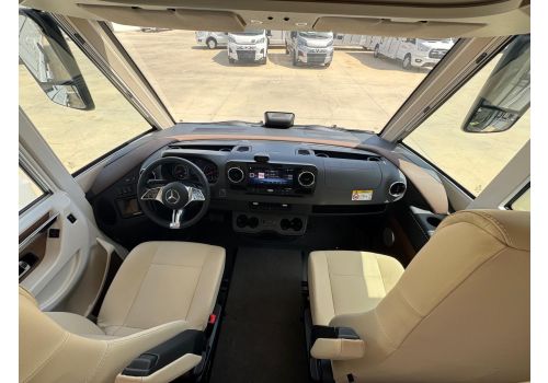 Integral Motorhome CARTHAGO Chic C-Line I 5.0 L QB en Catalog