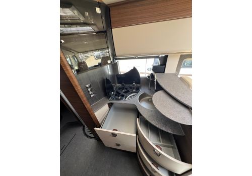 Integral Motorhome CARTHAGO Chic C-Line I 5.0 L QB en Catalog