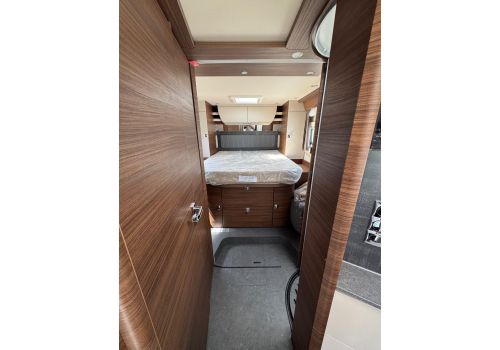 Integral Motorhome CARTHAGO Chic C-Line I 5.0 L QB en Catalog