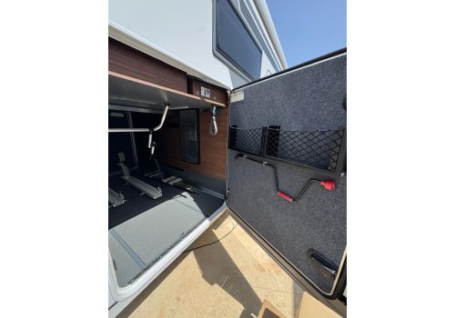 Integral Motorhome CARTHAGO Chic C-Line I 5.0 L QB en Catalog