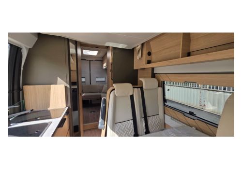 Camper Van DREAMER Living Van en Catalog