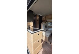 Camper Van DREAMER Living Van en Catalog