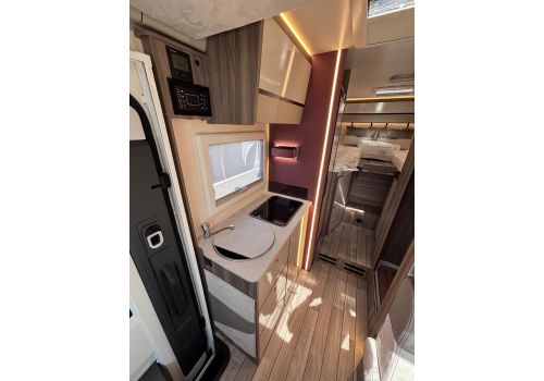 Low Profile Motorhome ROLLER TEAM Kronos 281 TL FIT en Catalog