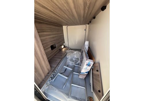 Low Profile Motorhome ROLLER TEAM Kronos 281 TL FIT en Catalog
