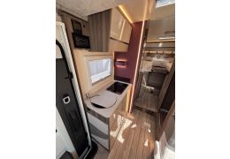Low Profile Motorhome ROLLER TEAM Kronos 281 TL FIT en Catalog