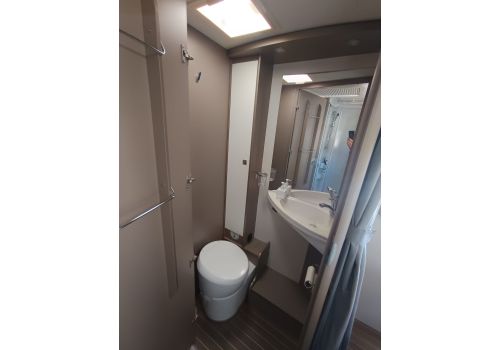 Low Profile Motorhome ETRUSCO T 6900 QB en Sale Occasion