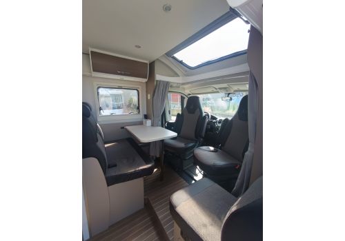Low Profile Motorhome ETRUSCO T 6900 QB en Sale Occasion