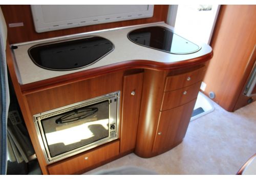 Low Profile Motorhome MOBILVETTA P81 en Sale Occasion
